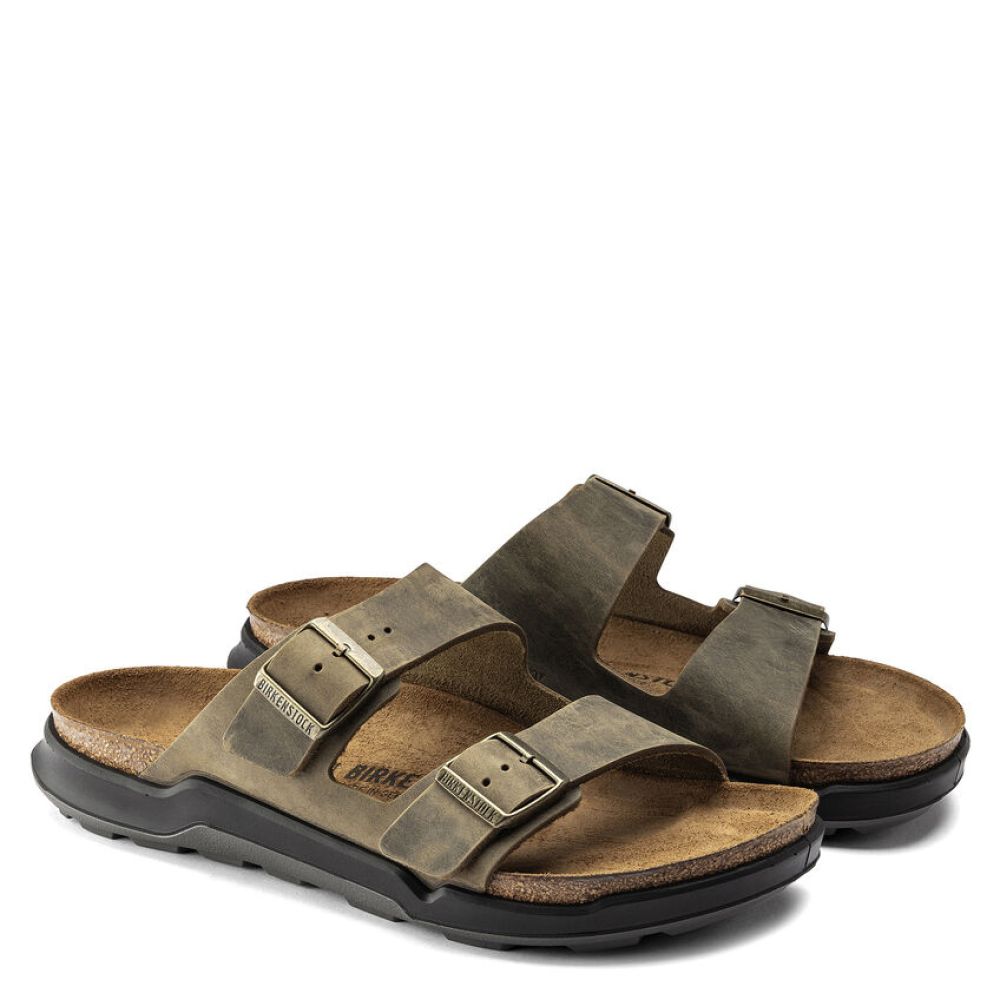 Birkenstock Men&#39;s Arizona Cross Town Oiled Leather in Faded Khaki