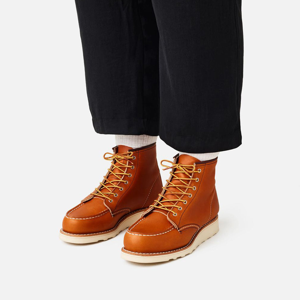 Red Wing Women's Classic 6 Inch Moc 3375 in Oro Legacy (B Width)