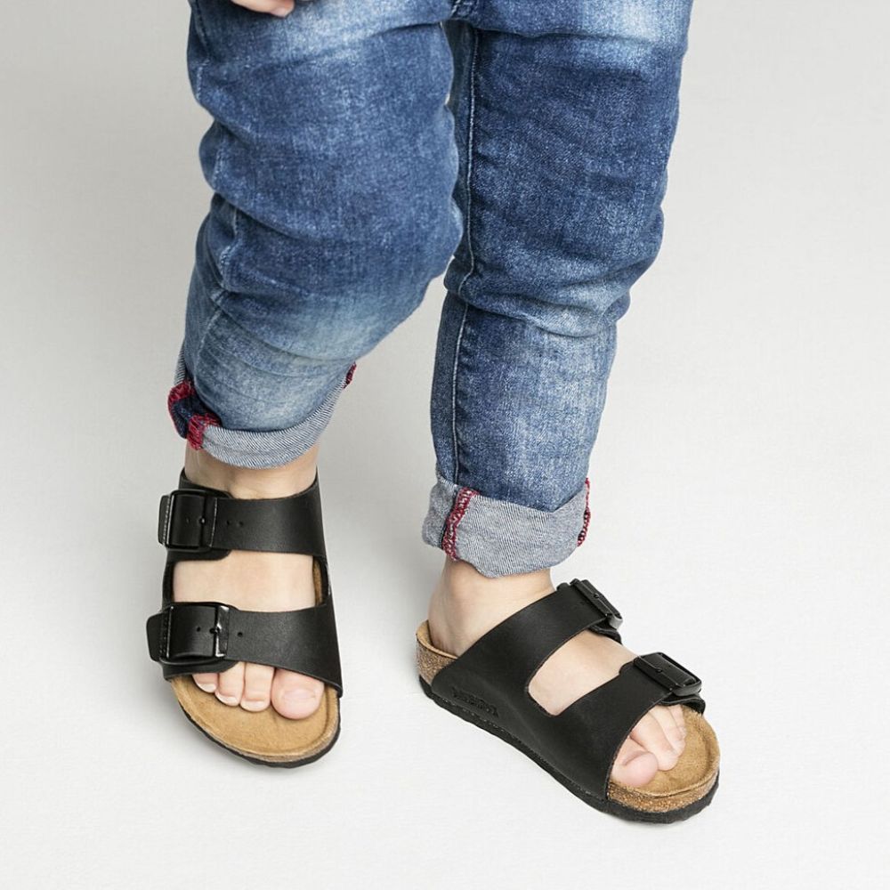 Birkenstock Kids Arizona Birko-Flor in Black (Narrow Width)