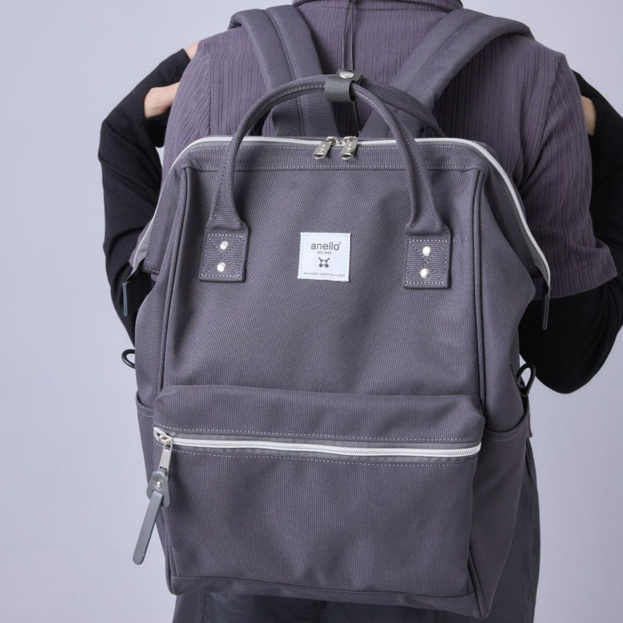 Anello Cross Bottle Backpack Regular in Dark Grey