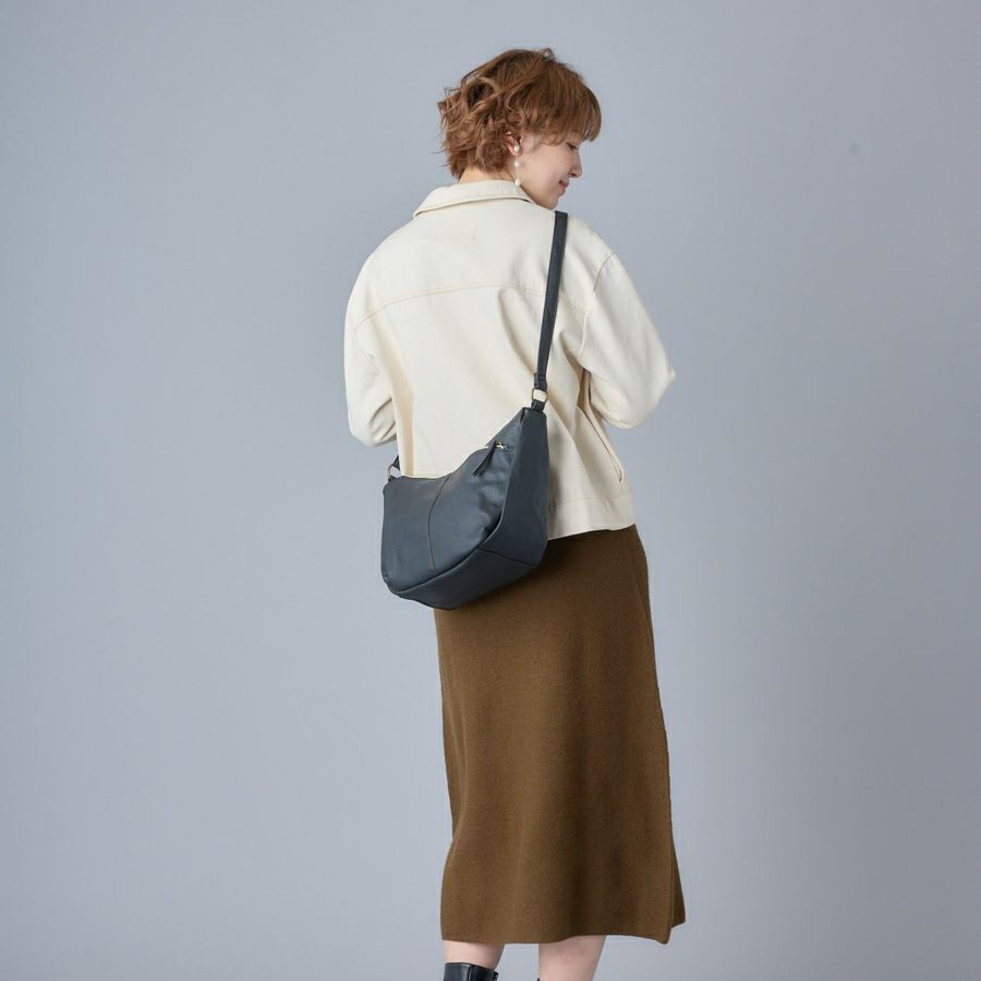 Anello Legato 3M Shoulder Bag in Black