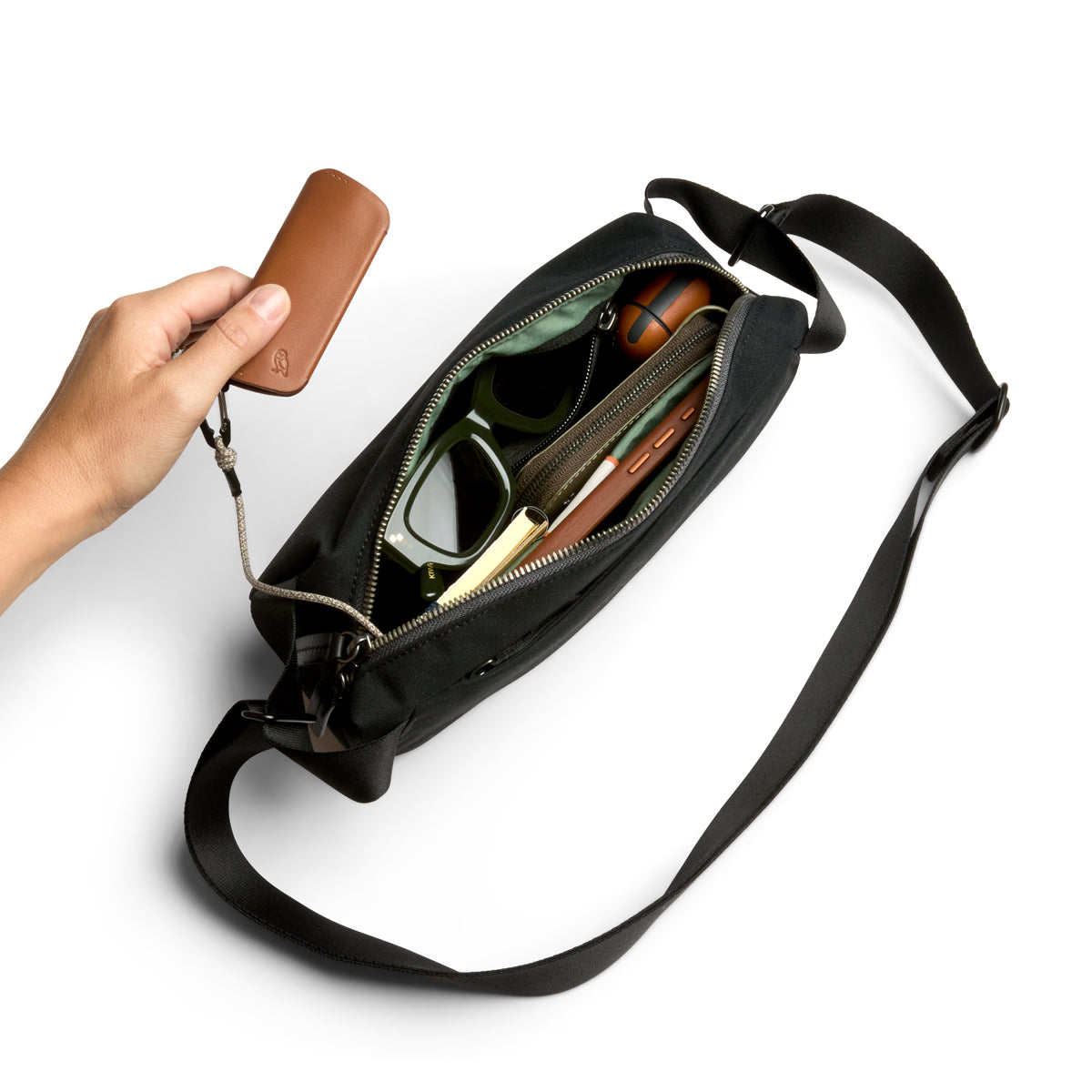 Bellroy Classic Sling 3L in Black