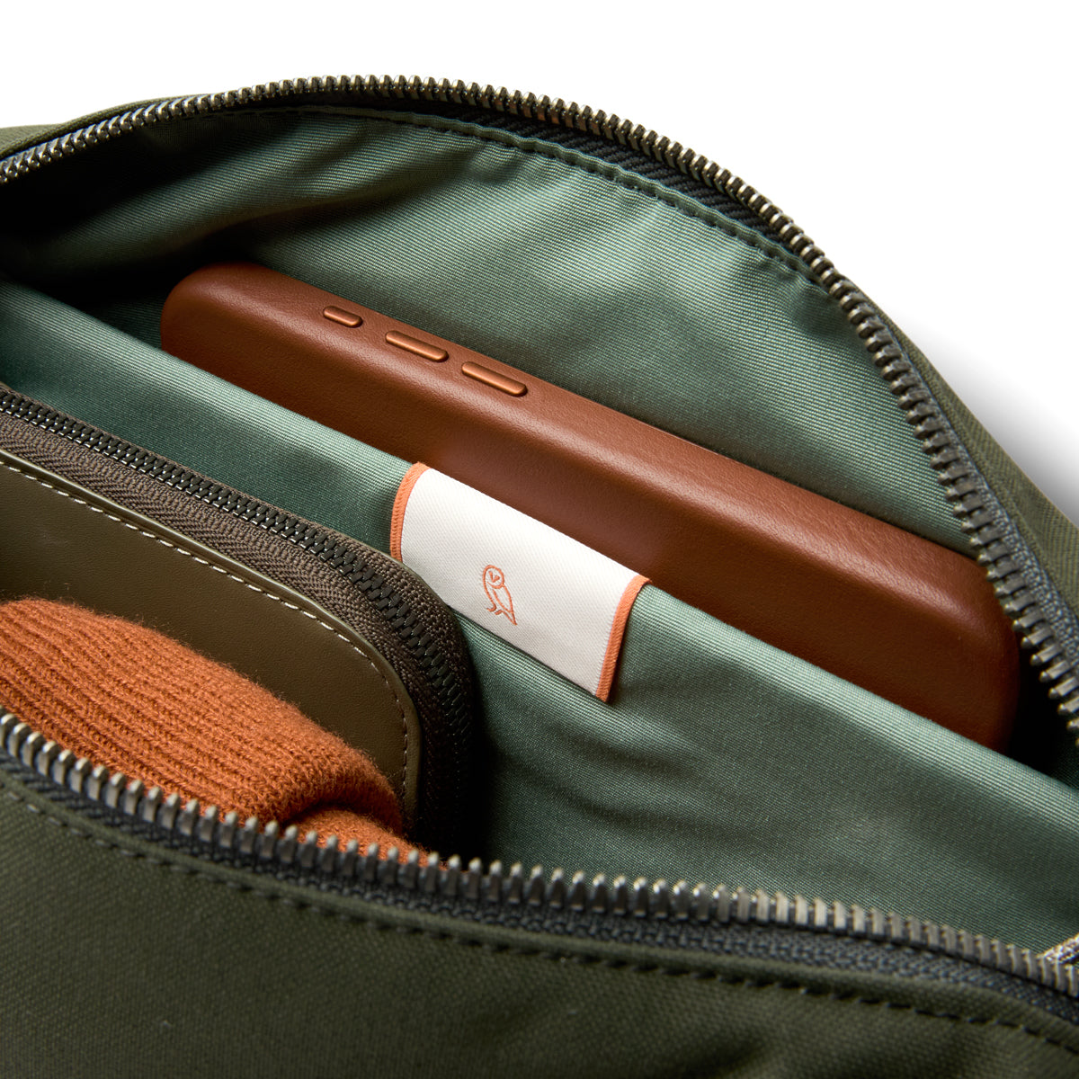 Bellroy Classic Sling 5L in Olive