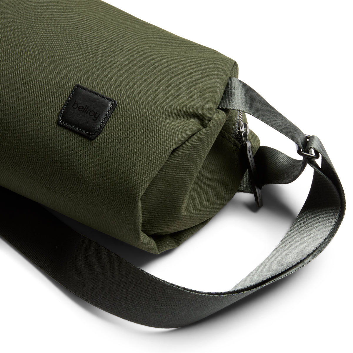 Bellroy Classic Sling 7L in Olive