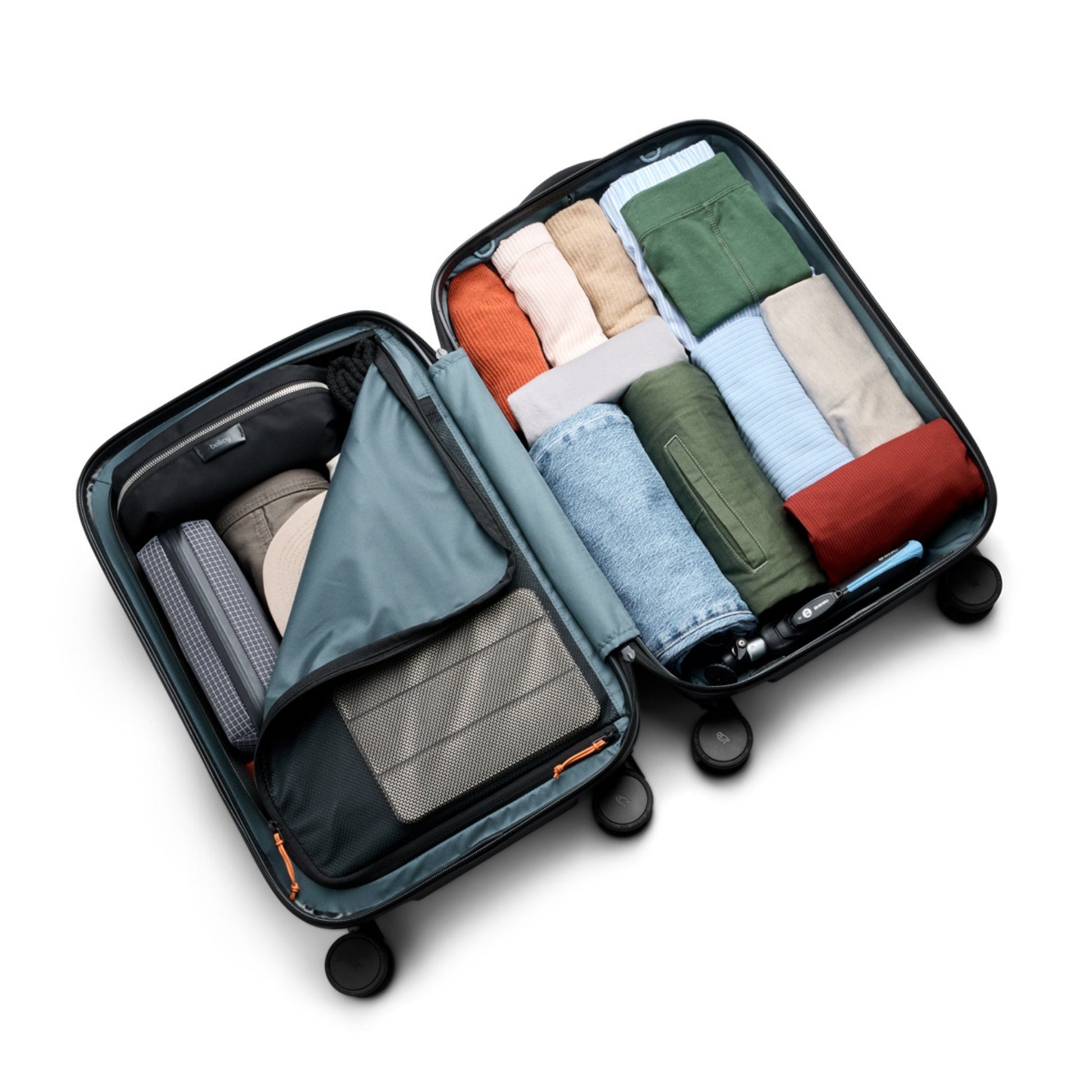 Bellroy Transit Carry-On in Chalk