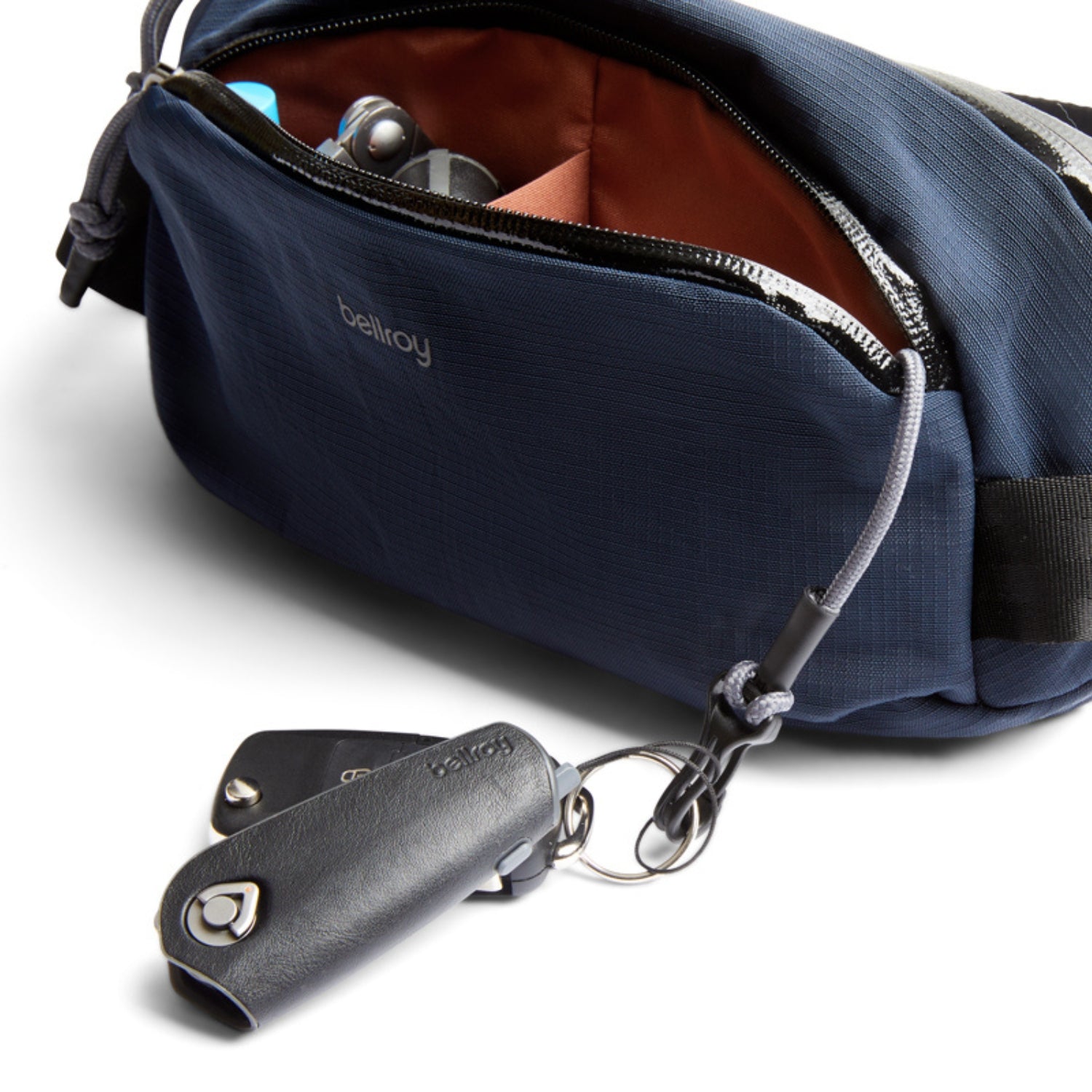 Bellroy Venture Ready Sling 2.5L in Nightsky