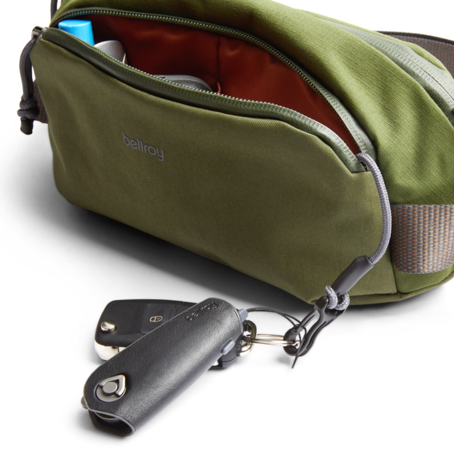 Bellroy Venture Ready Sling 2.5L in Ranger Green