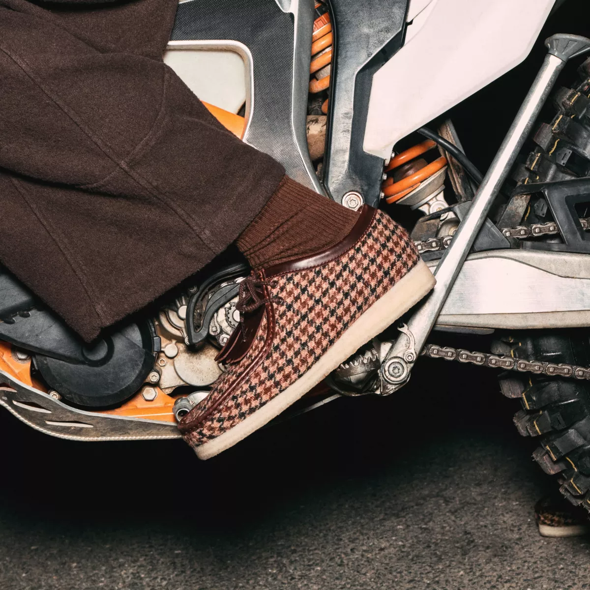 Clarks Men's Wallabee in Brown Tweed Combination