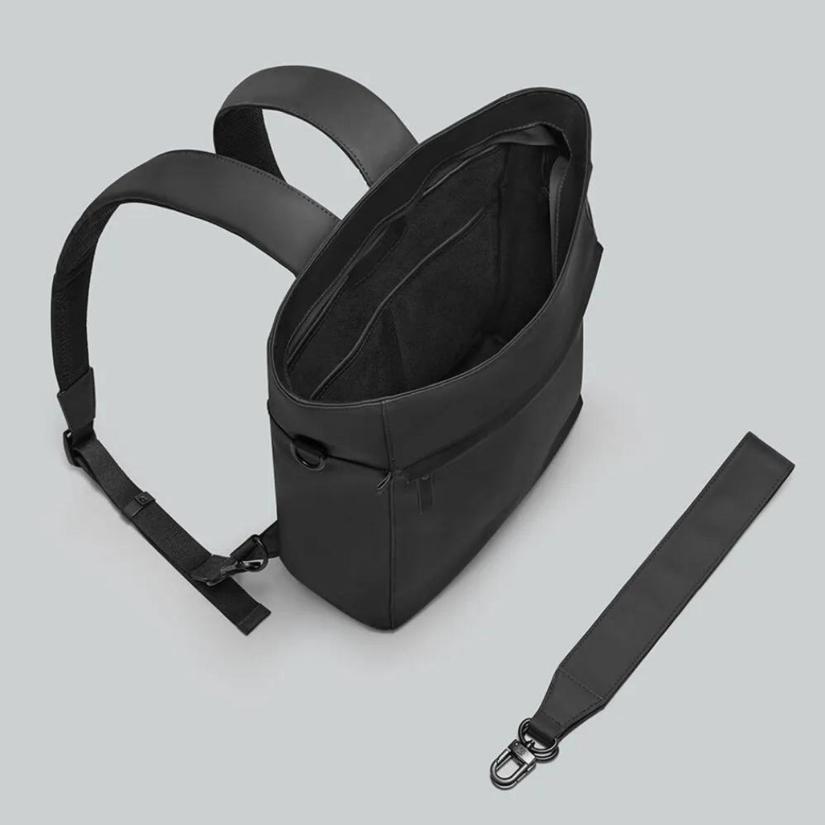 Gaston Luga Tate in Black