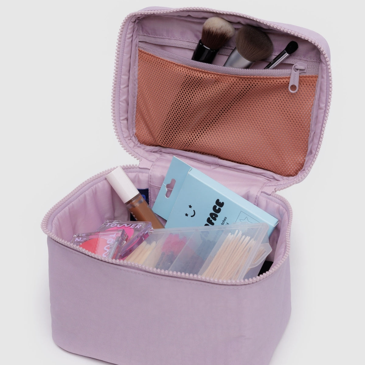 Baggu Large Cosmetic Case in Dusty Pink