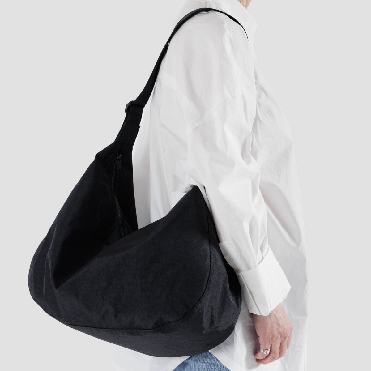 Baggu Large Nylon Crescent Bag in Black