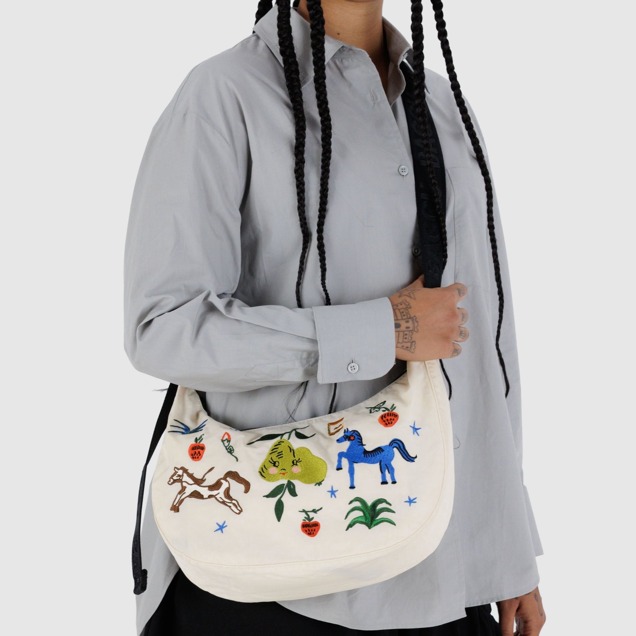 Baggu Medium Nylon Crescent Bag in Painted Prairie