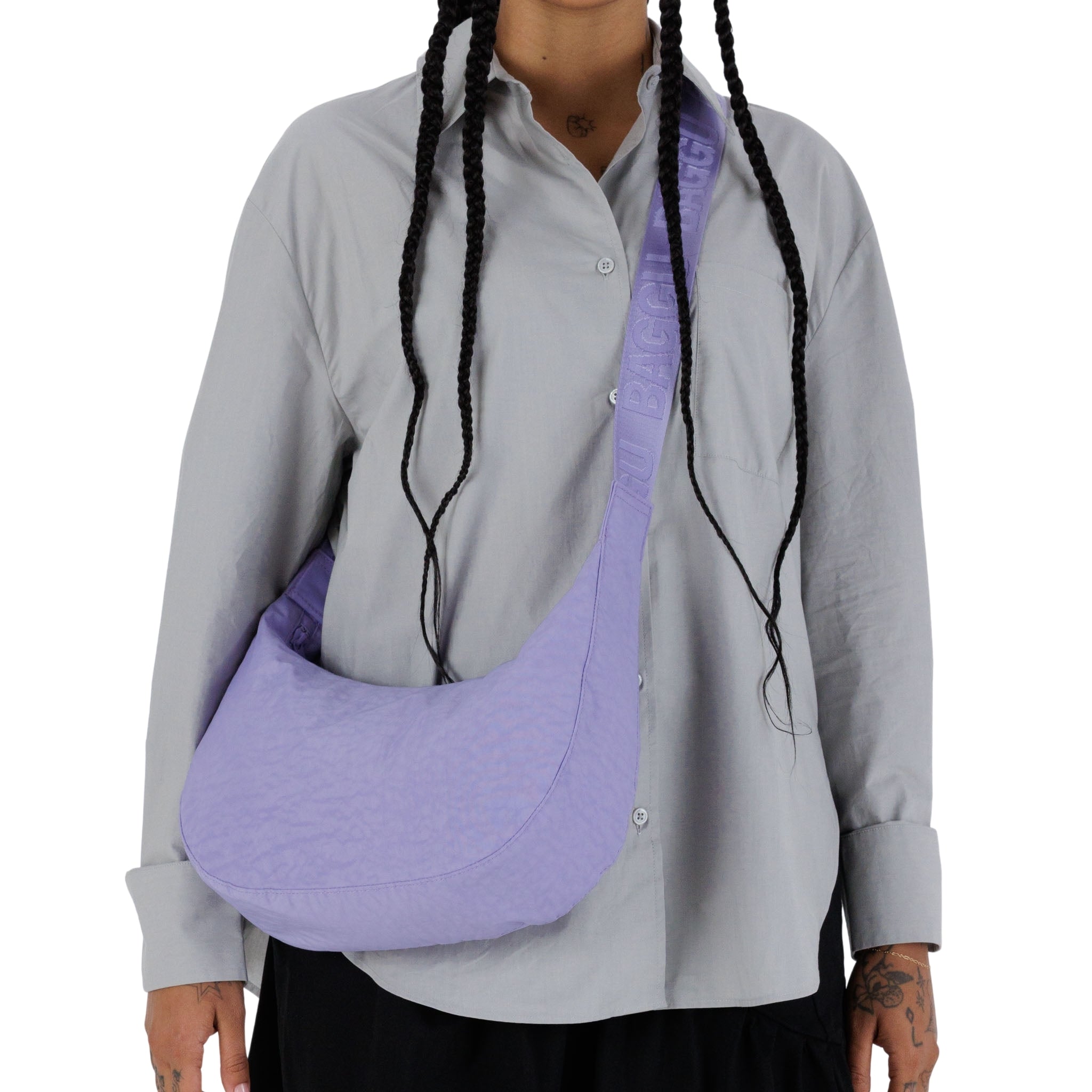 Baggu Medium Nylon Crescent Bag in Wisteria