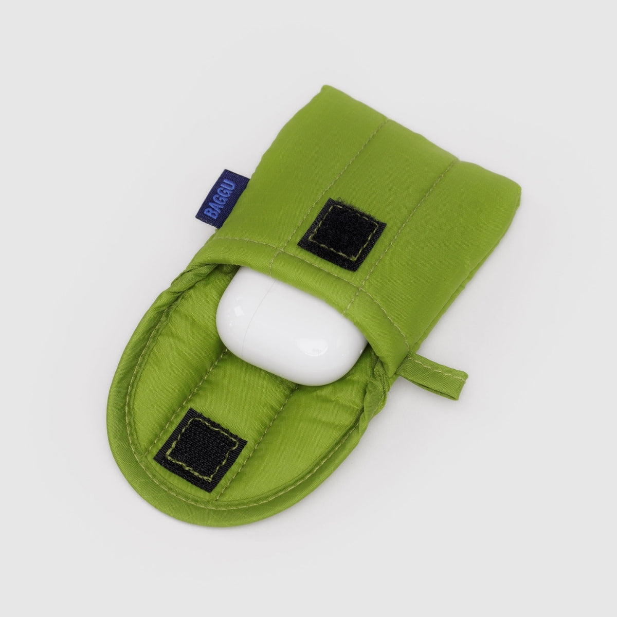 Baggu Puffy Earbuds Case in Green Juice