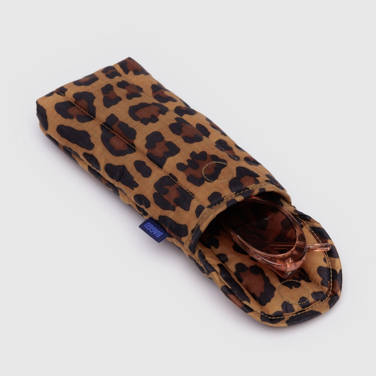 Baggu Puffy Glasses Sleeve in Leopard