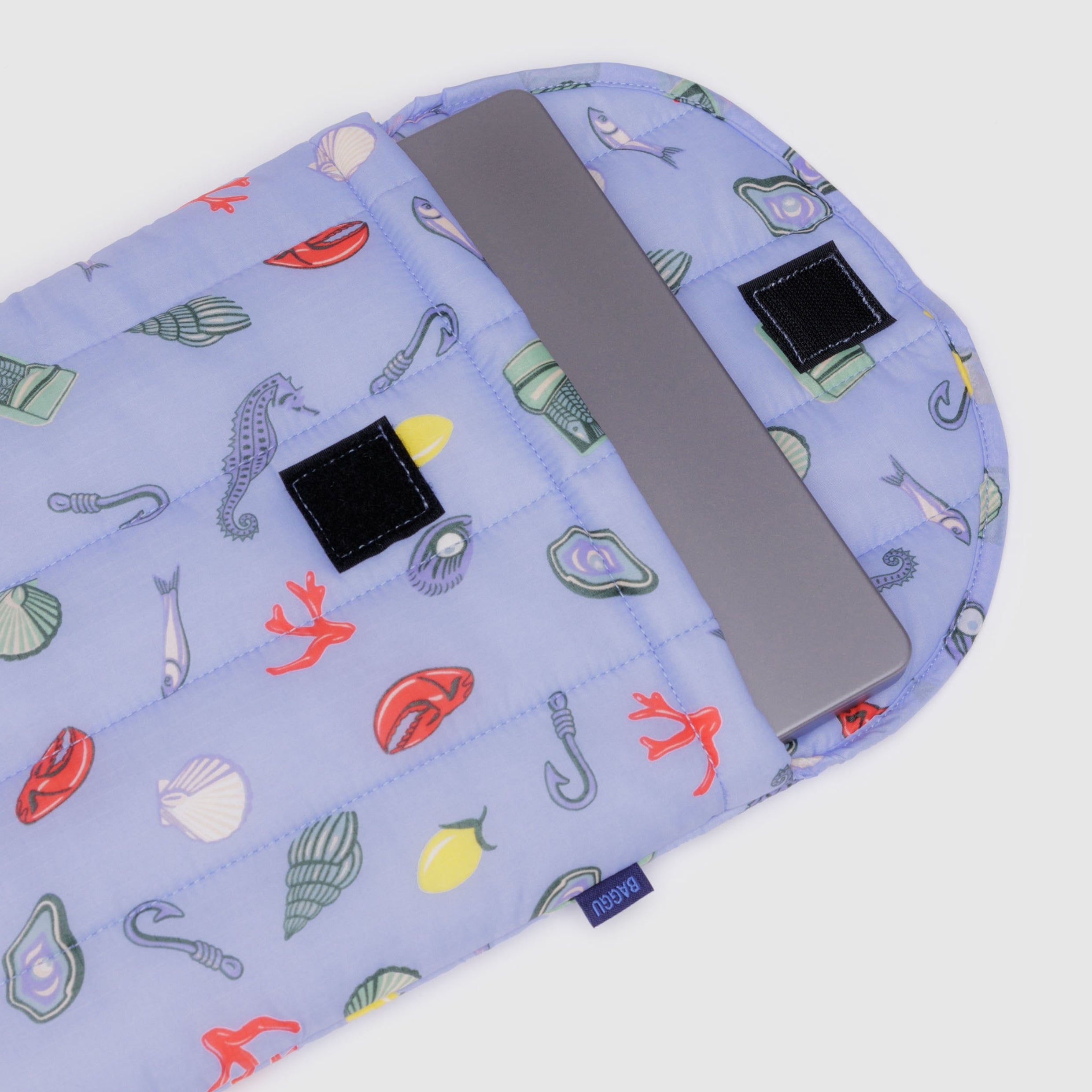 Baggu Puffy Laptop Sleeve 13"/14" in Sea Charms