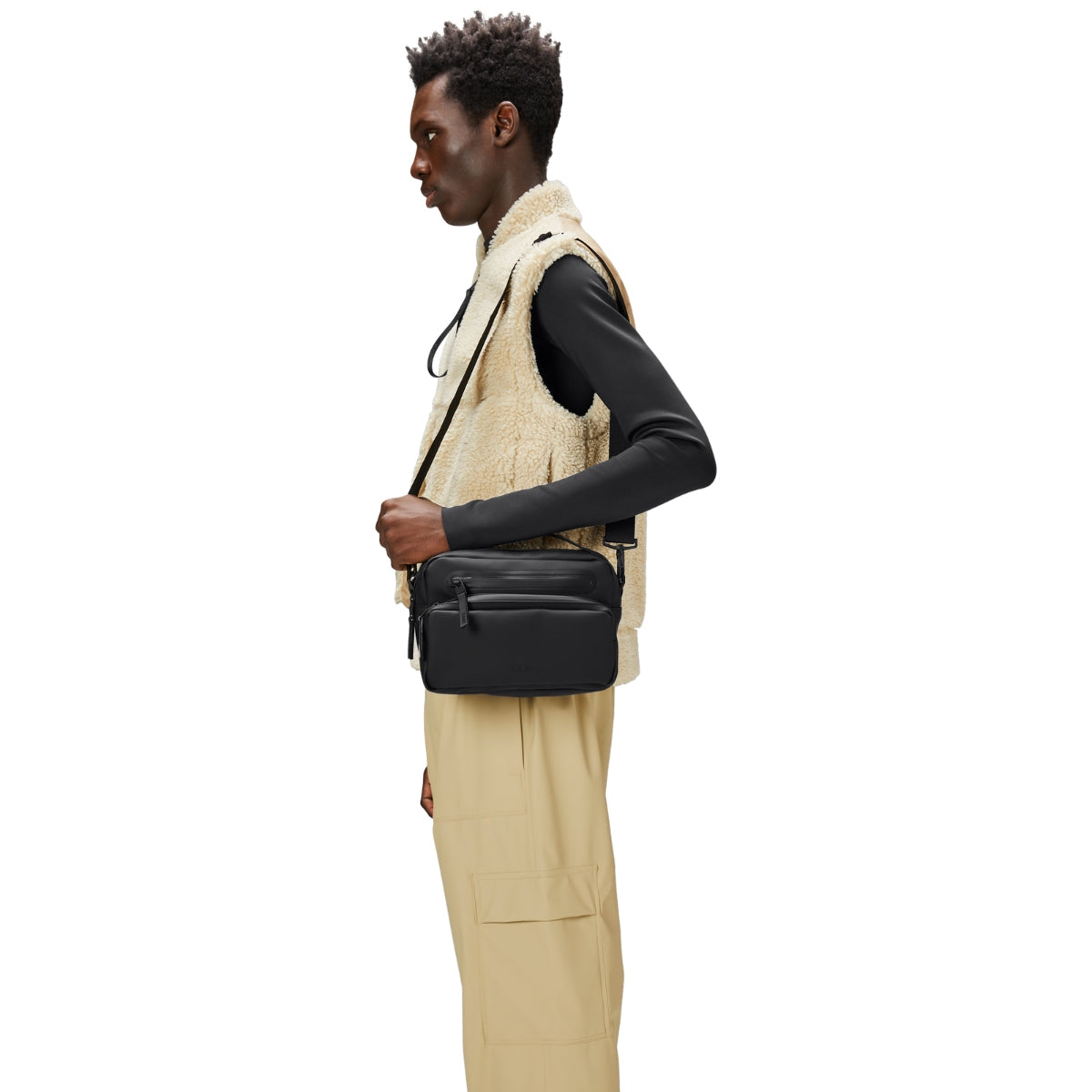 Rains Cargo Box Bag in Black