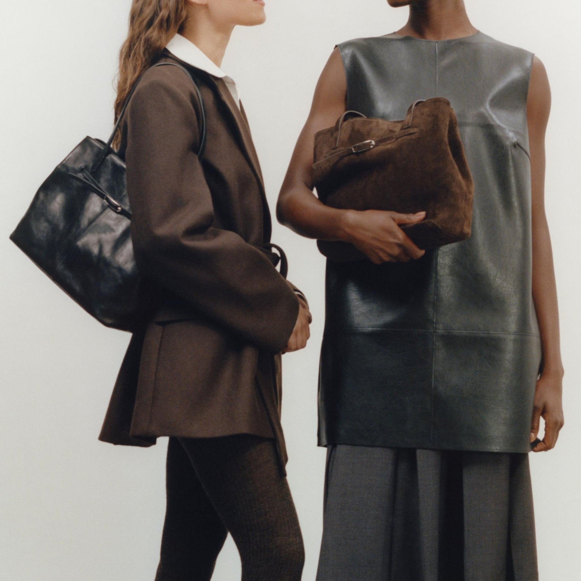 Vagabond Cannes Mid Bag in Black