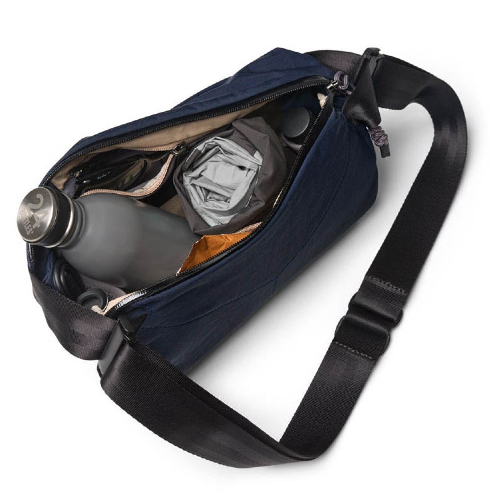 Bellroy Venture Sling 9L in Nightsky