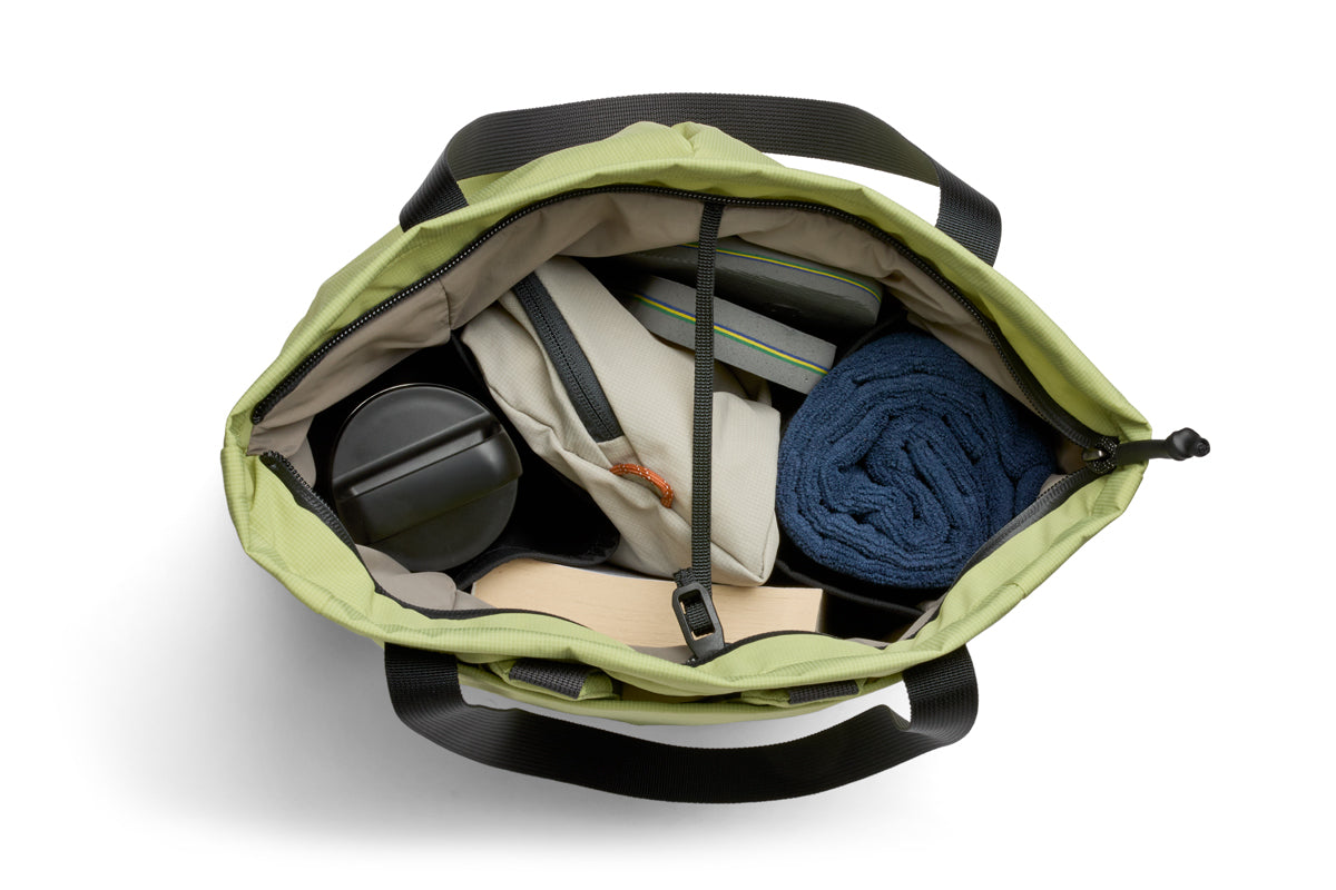 Bellroy Lite Totepack 18L in Kiwi