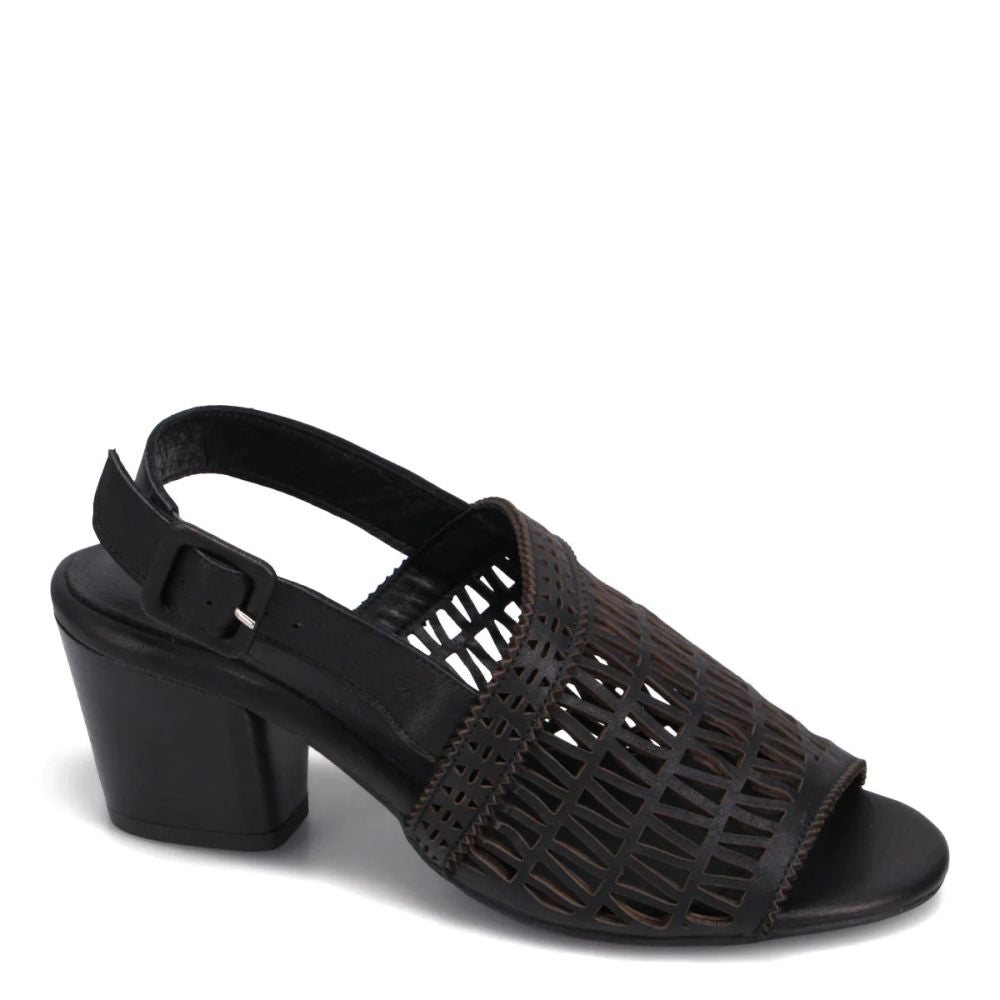 Bueno Women&#39;s Cali Heeled Sandal in Black