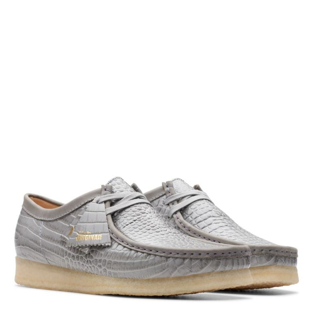 Clarks Men&#39;s Wallabee in Grey Crocodile Print