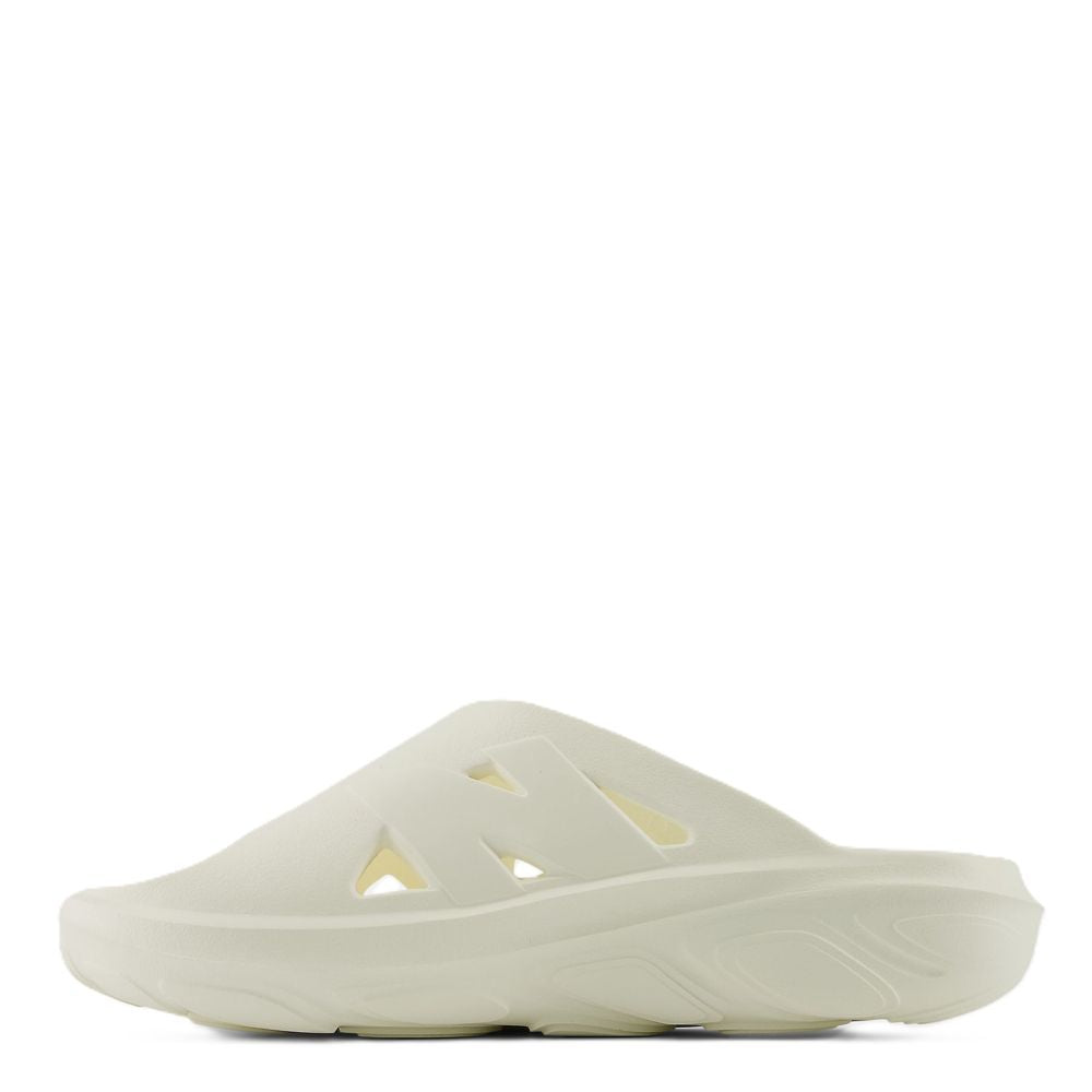 New Balance Fresh Foam RCVRY Slide in Angora with Parchment
