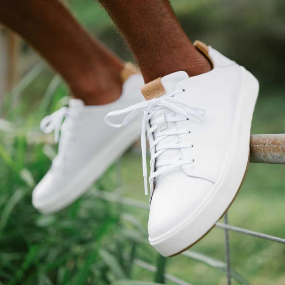 OluKai Men's Lae‘ahi Lī ‘Ili in Bright White