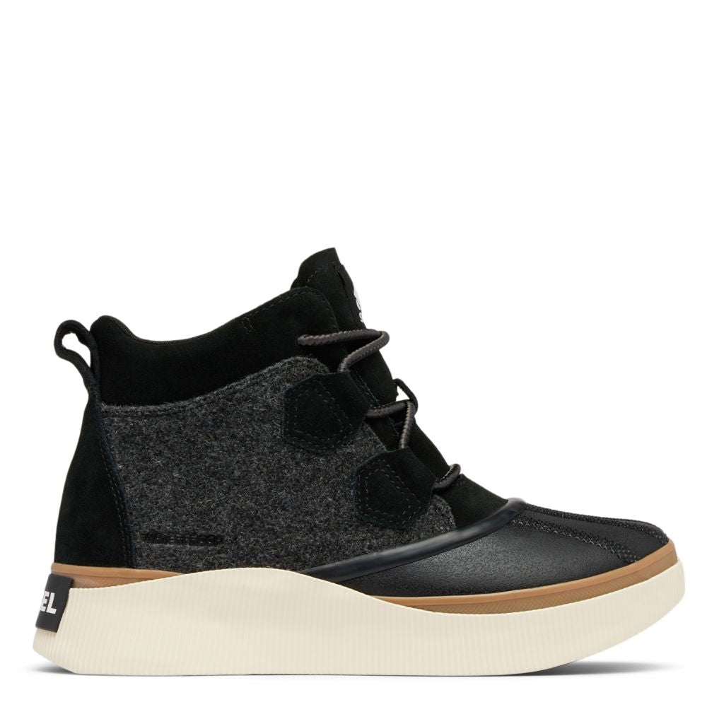 Sorel Women's Out N About IV Classic Waterproof Boot in Black/Chalk