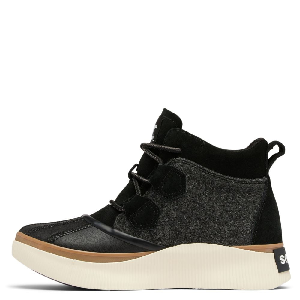 Sorel Women's Out N About IV Classic Waterproof Boot in Black/Chalk