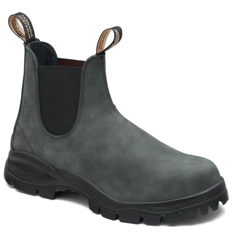 Blundstone Lug Sole 2238 in Rustic Black