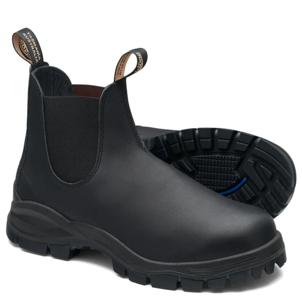 Blundstone Lug Sole 2240 in Black