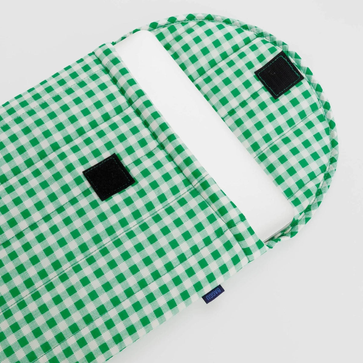 Baggu Puffy Laptop Sleeve 16&quot; in Green Gingham