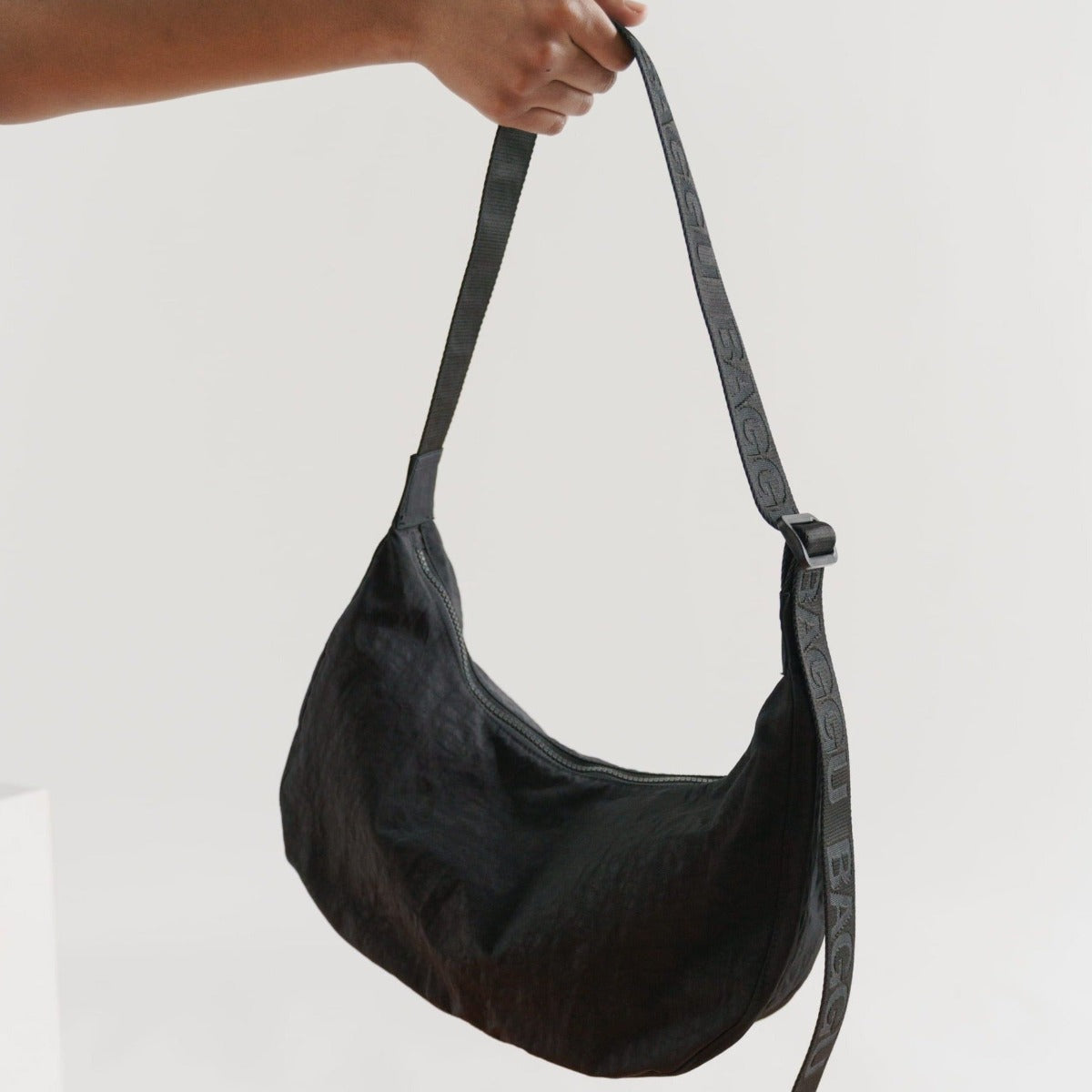 Baggu medium crescent bag black Clearance