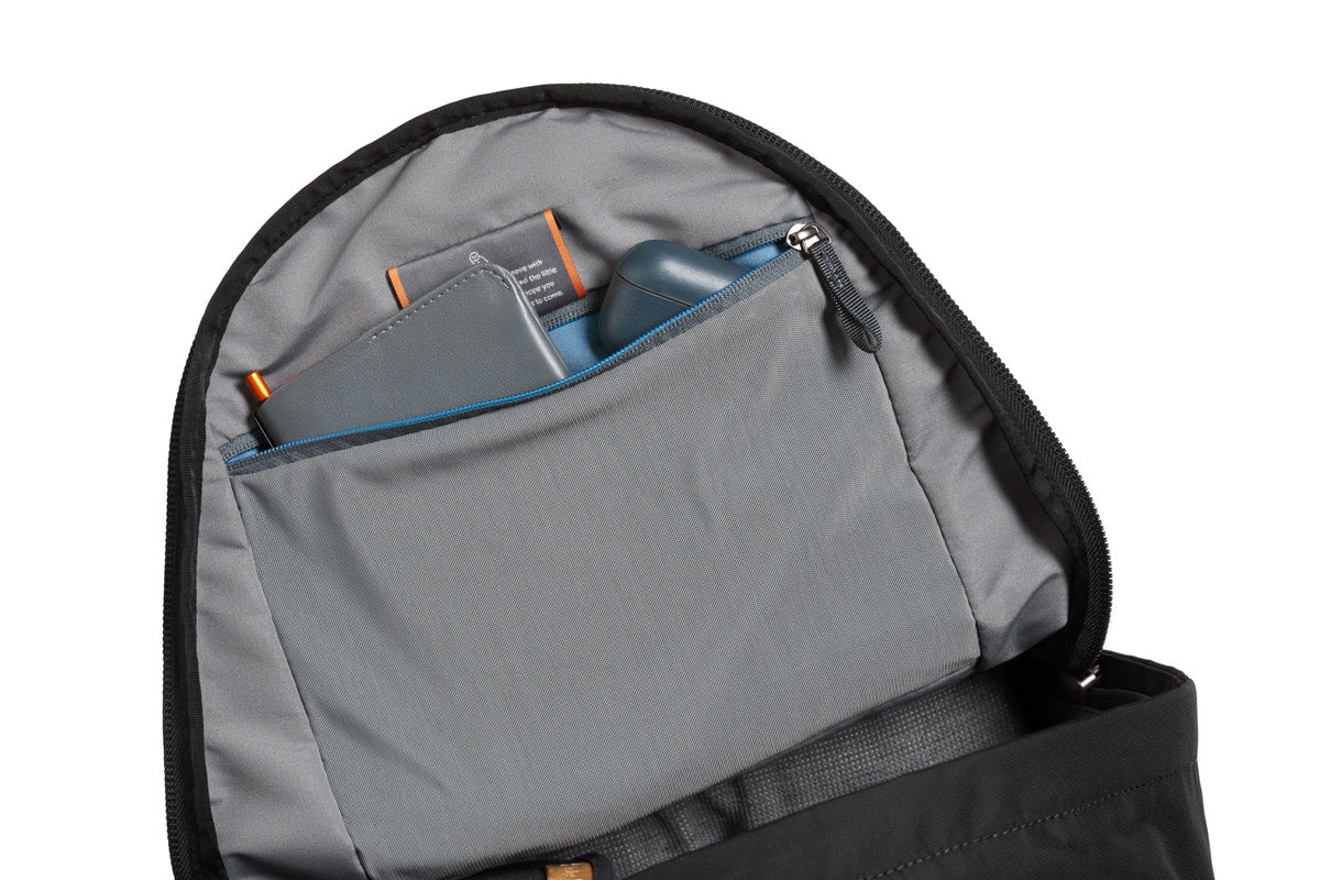 Bellroy Classic Backpack Plus in Black