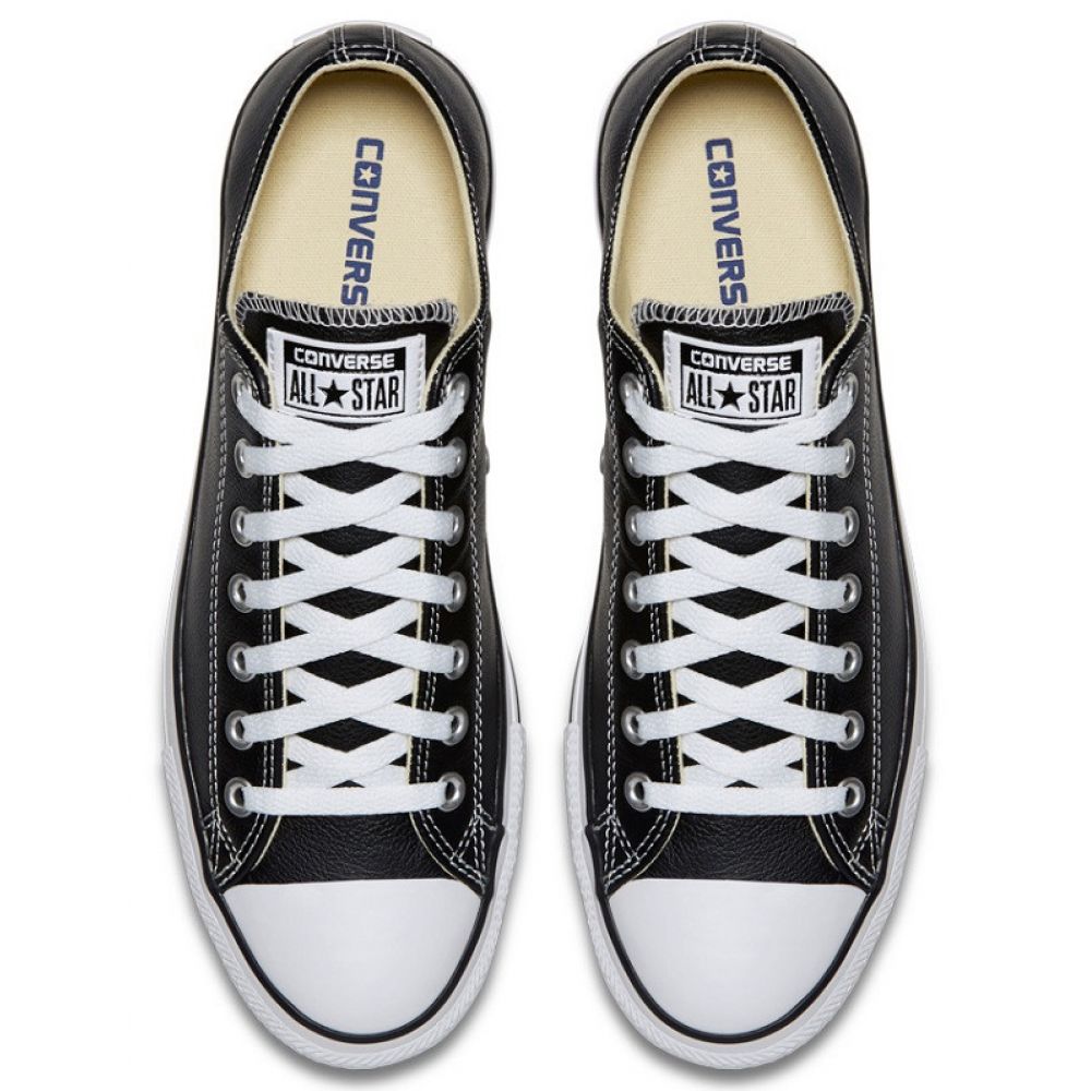 Converse Chuck Taylor All Star Leather Low Top in Black
