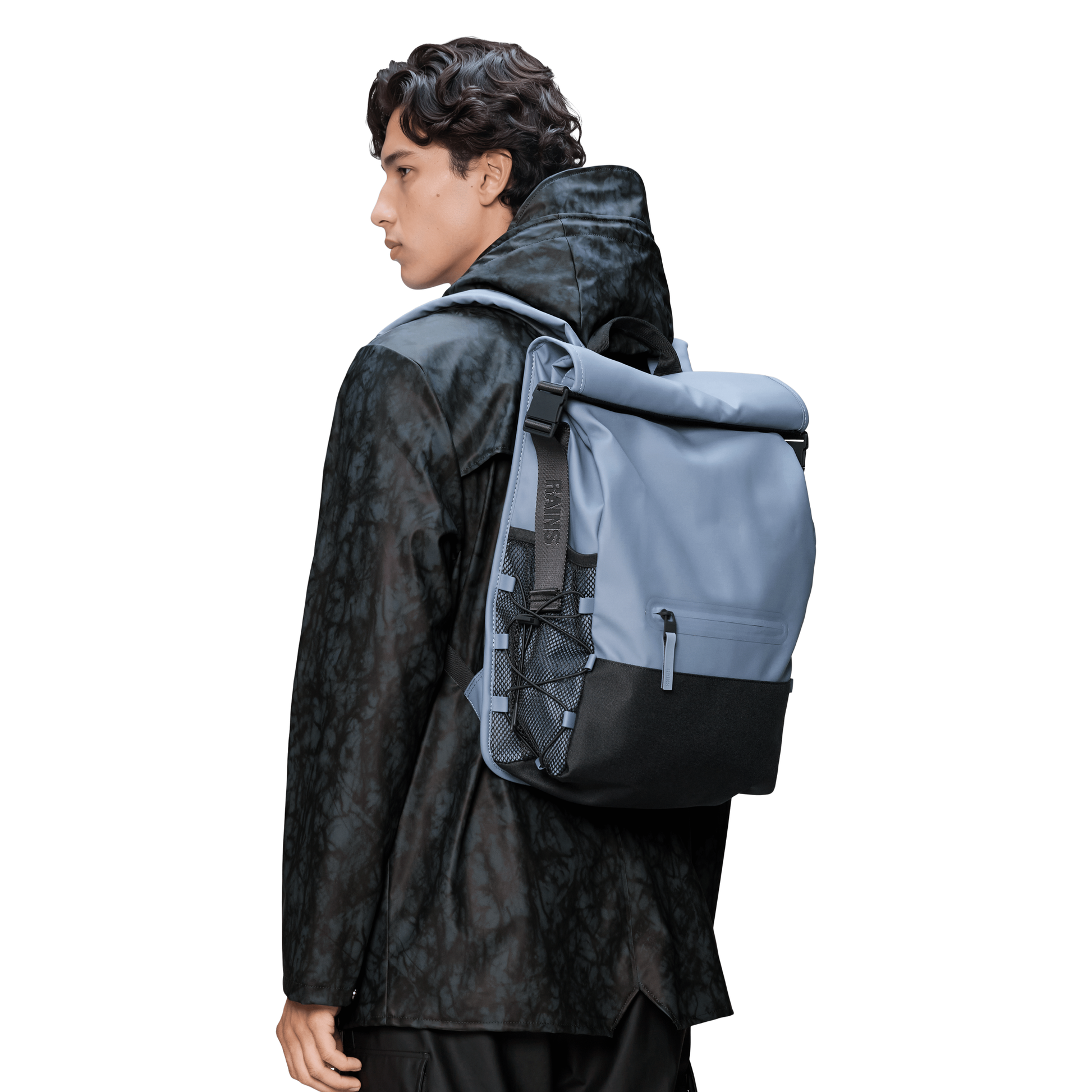 Rains Trail Mountaineer Rolltop in Blue Dusk