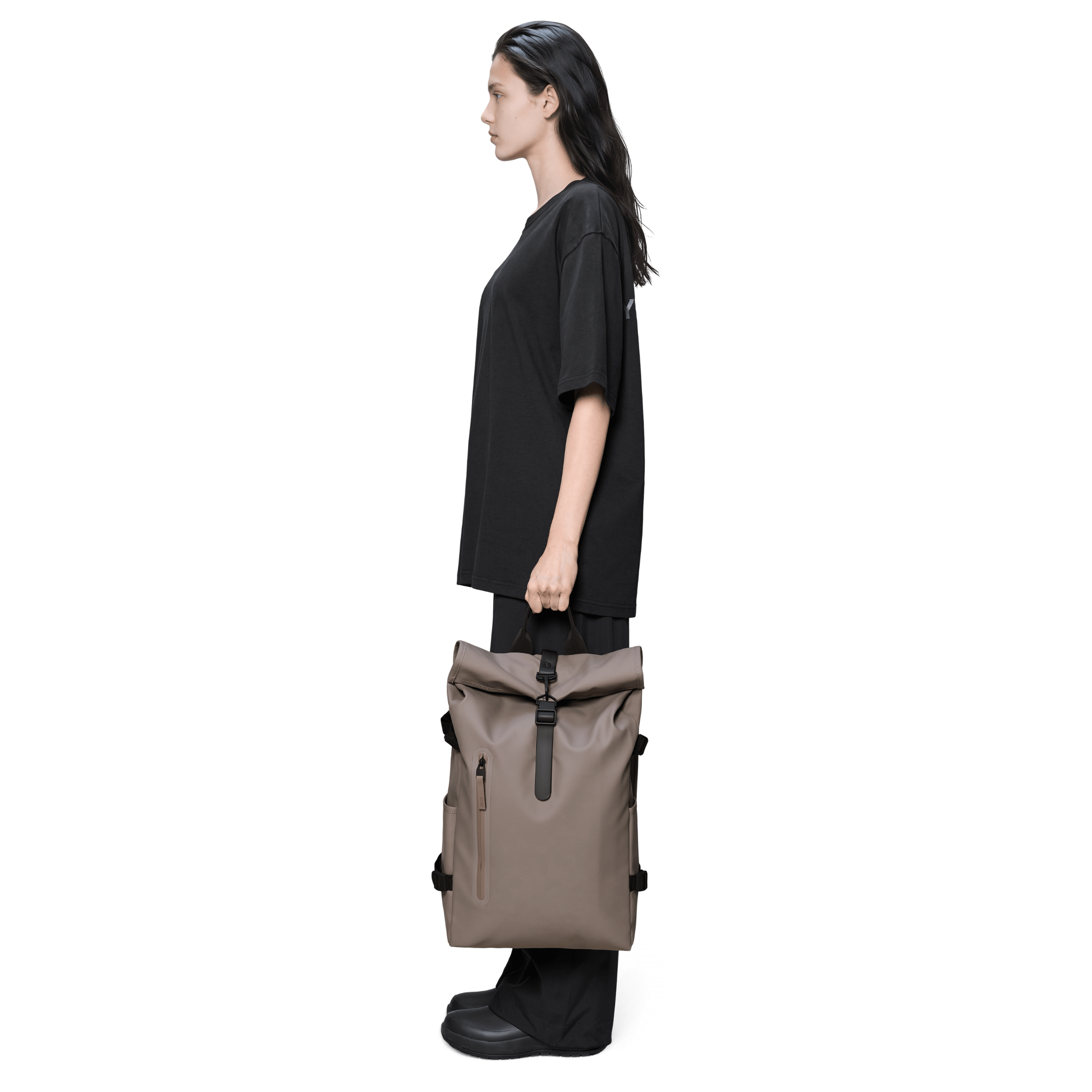 Rains Rolltop Rucksack Large in Cinder