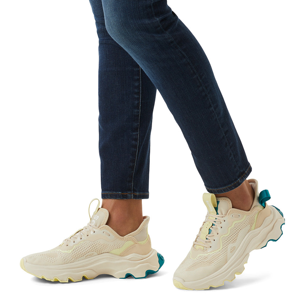 Sorel Women's Kinetic Breakthru Day Lace in Bleached Ceramic/White