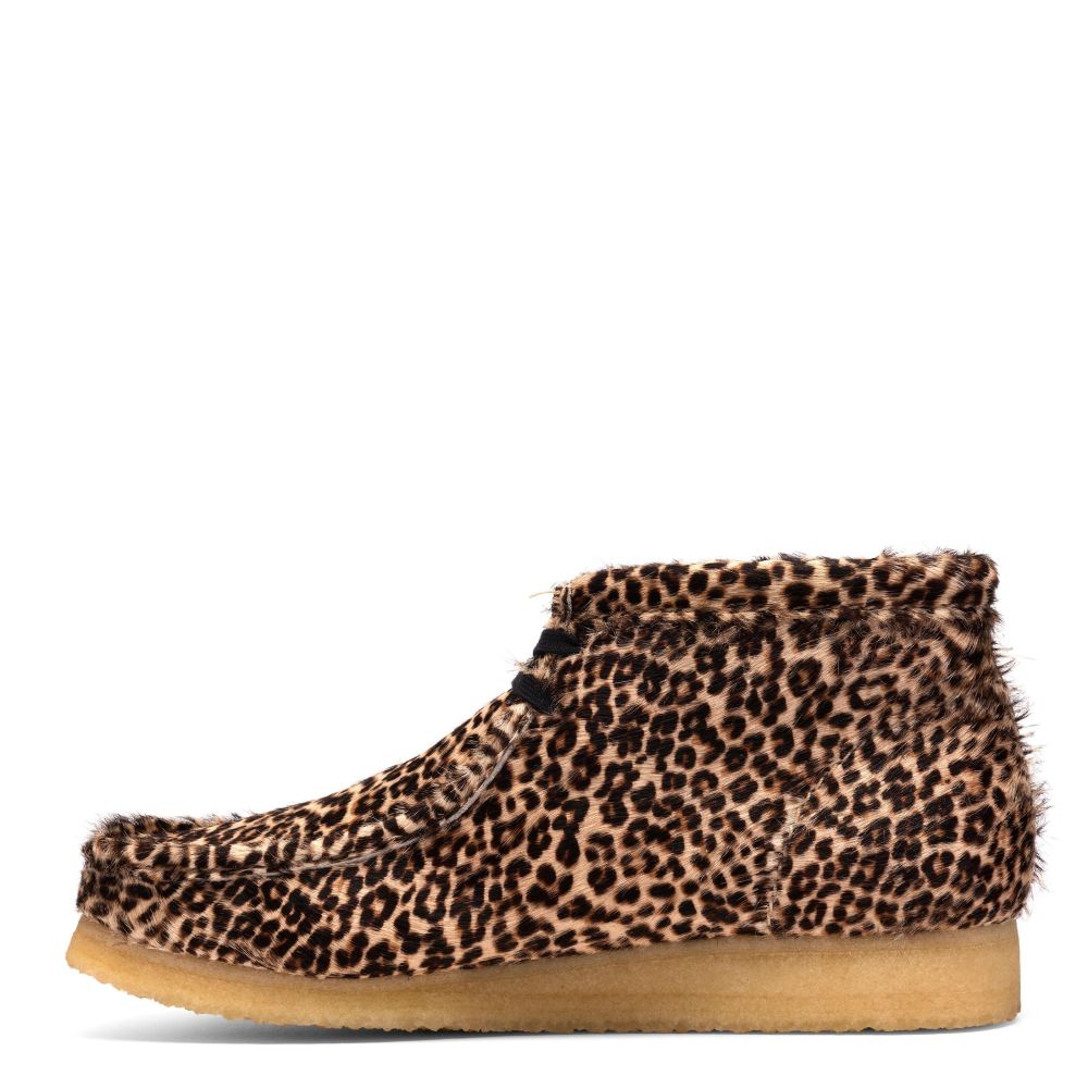 Clarks Men's Wallabee Boot in Leopard Print