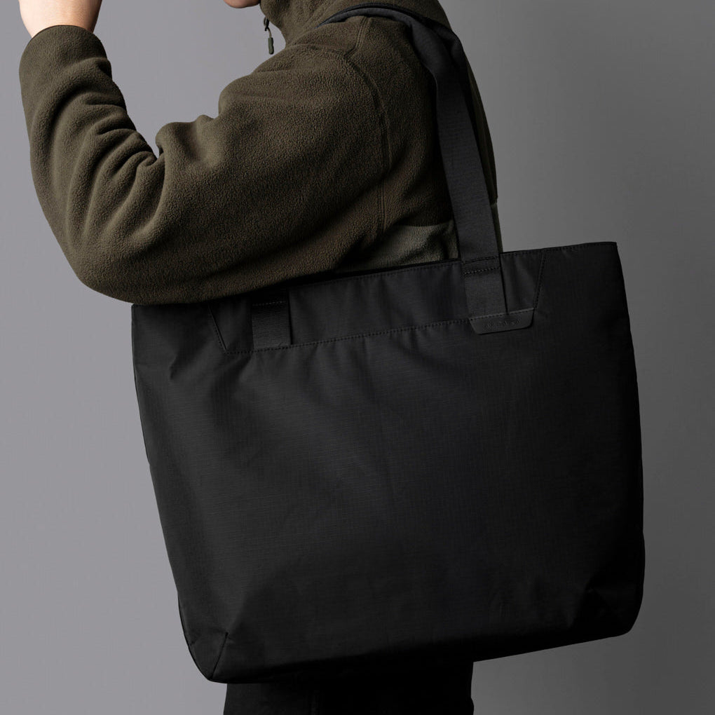 Alpaka Elements Tote Large in Black