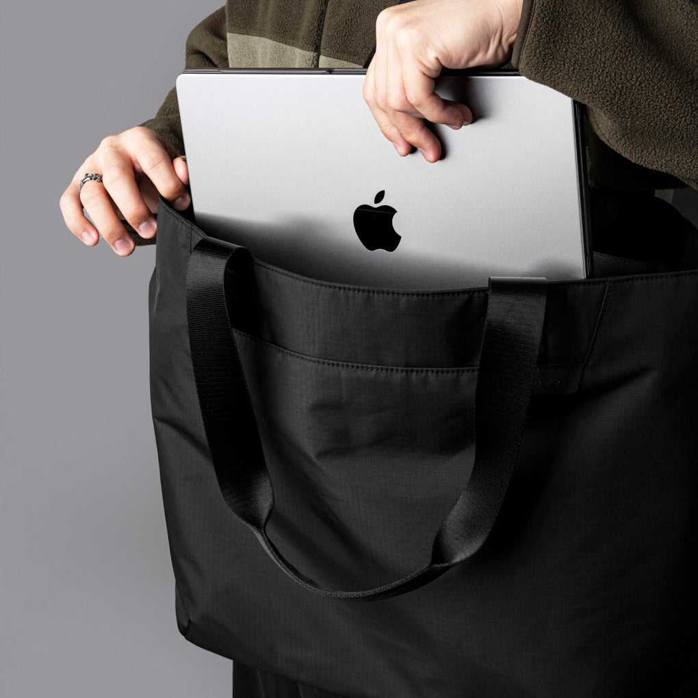 Alpaka Elements Tote Large in Black