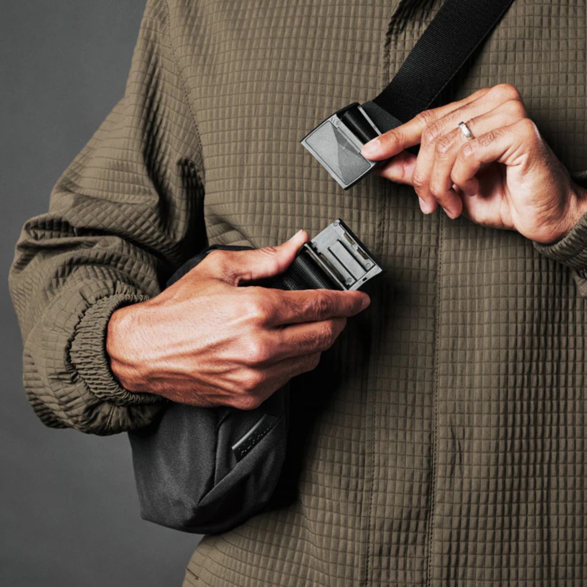 Alpaka Go Sling Mini V2 in Black