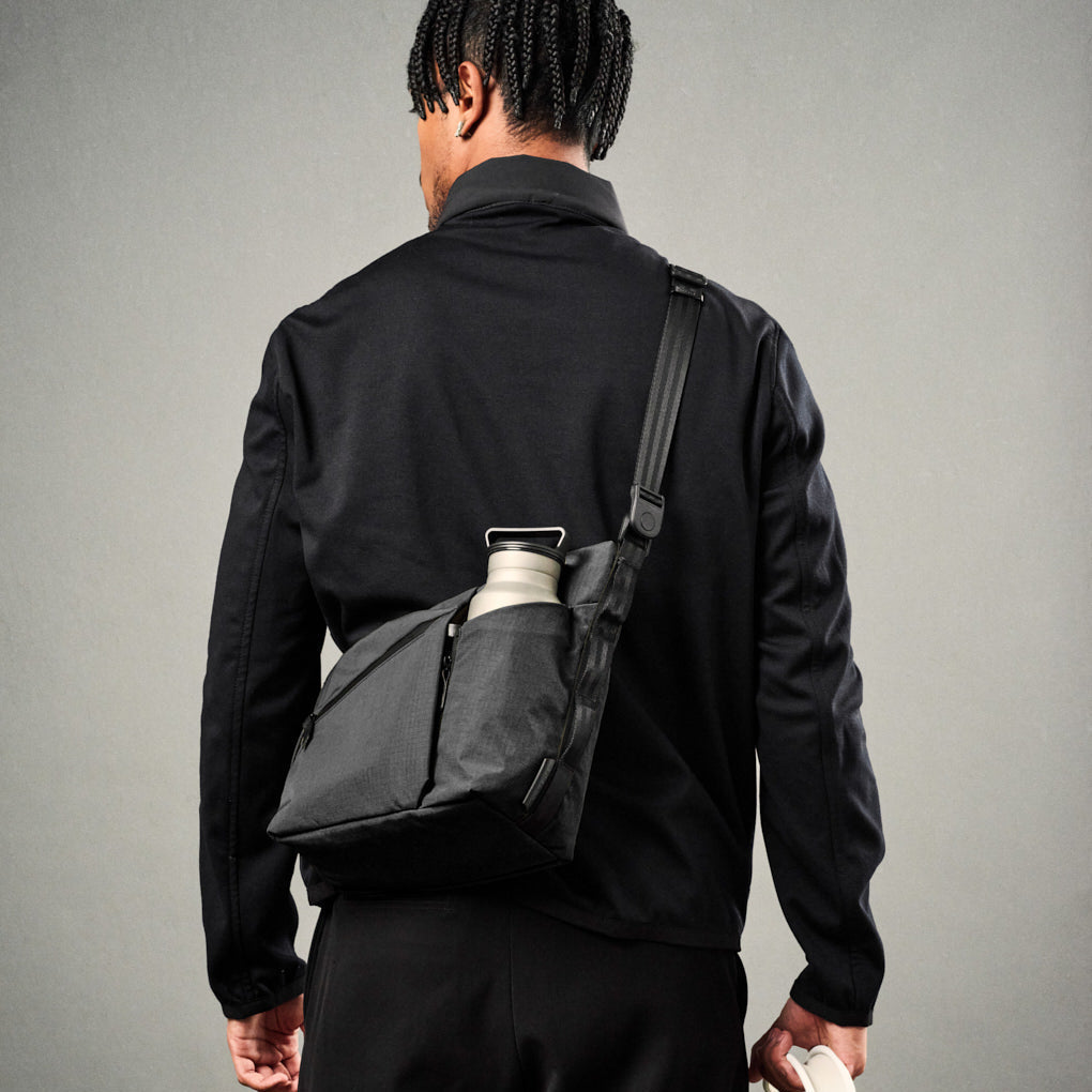 Alpaka Flow Satchel 4L in Black