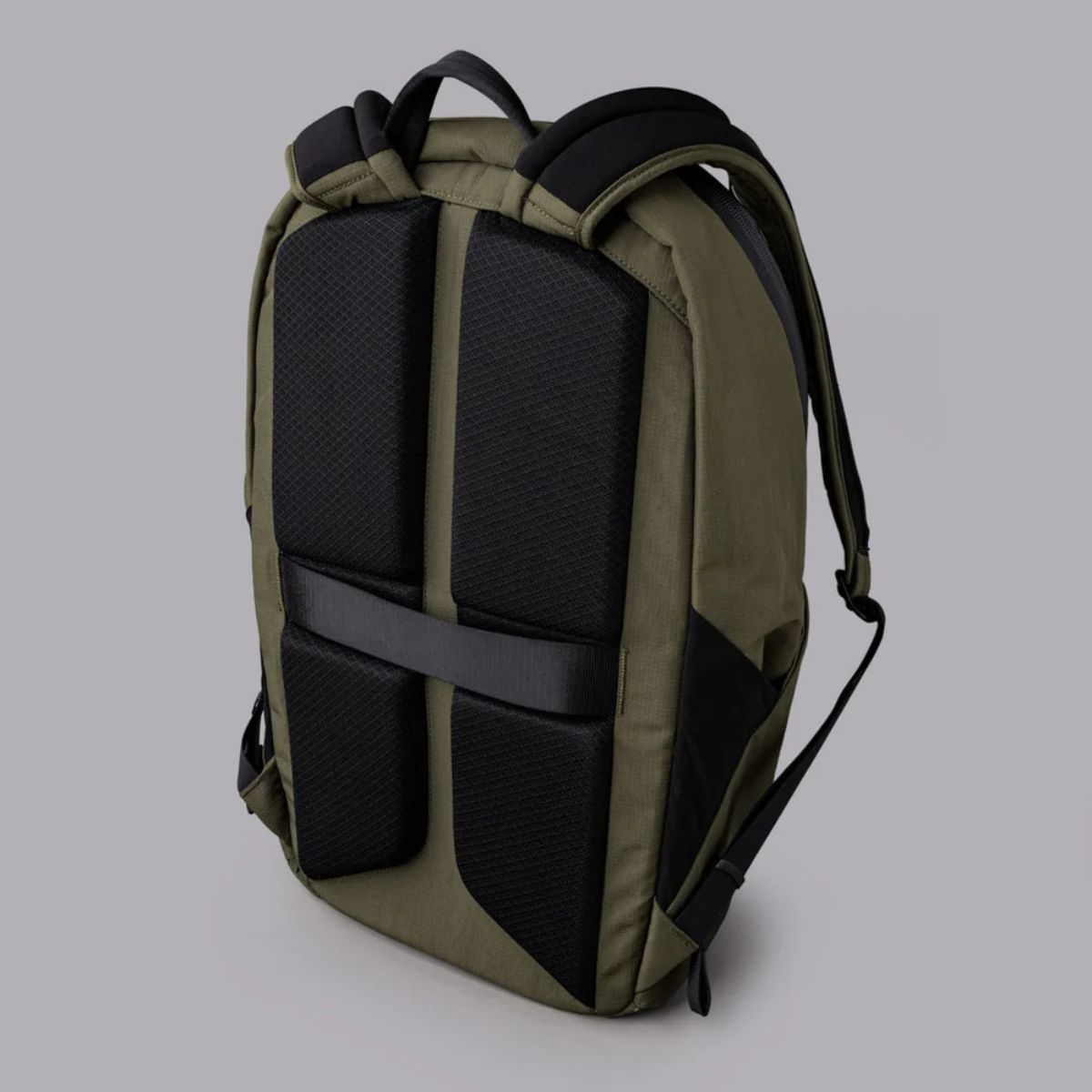 Alpaka Bravo Backpack 23L in Green