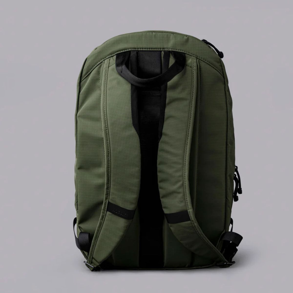 Alpaka Aero Pack 16L in Green