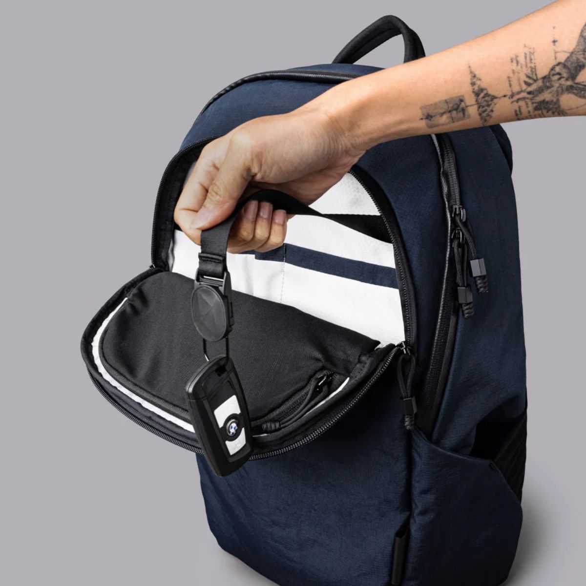 Alpaka Bravo Backpack 23L in Moonlight Blue