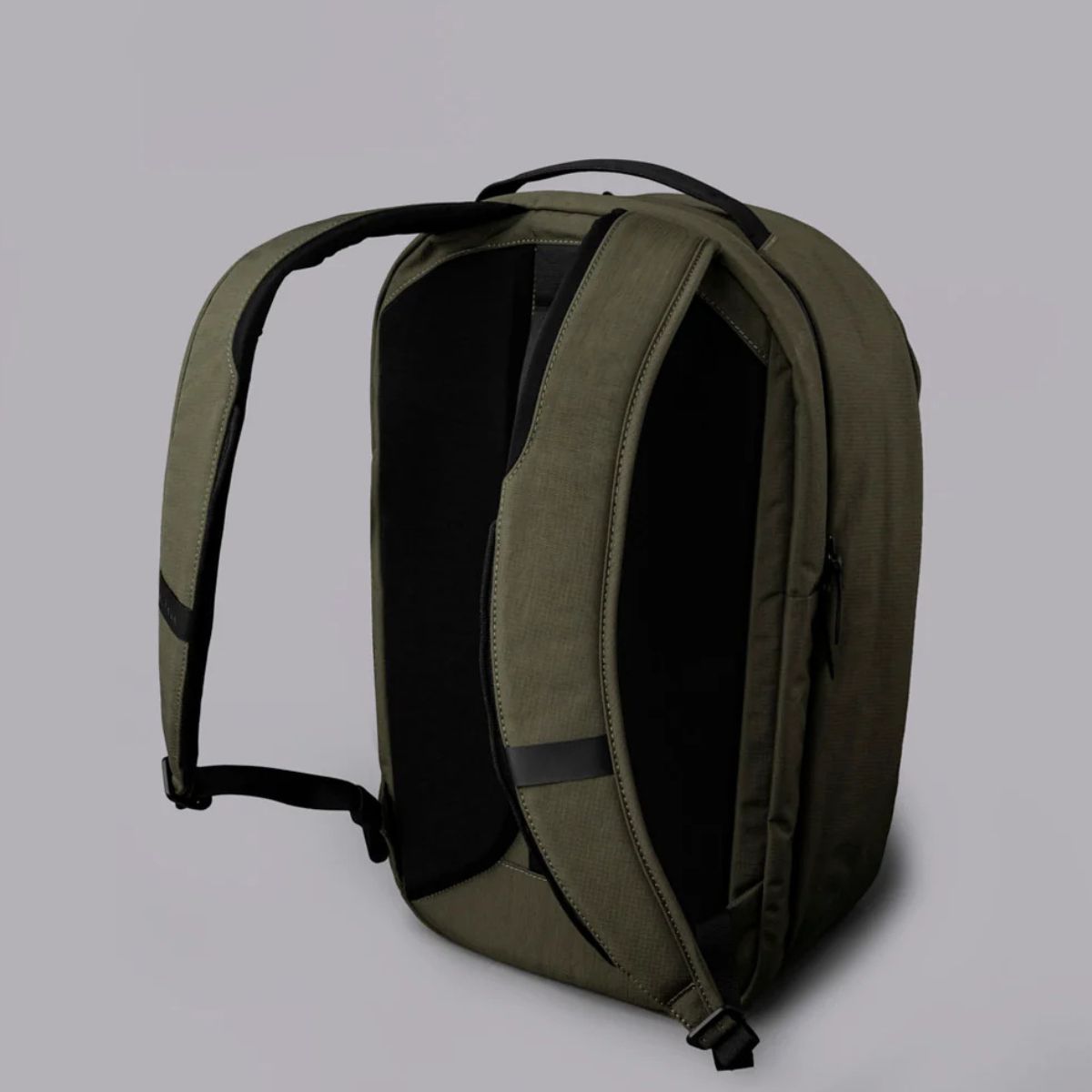 Alpaka Metro Backpack Pro 24L in Green