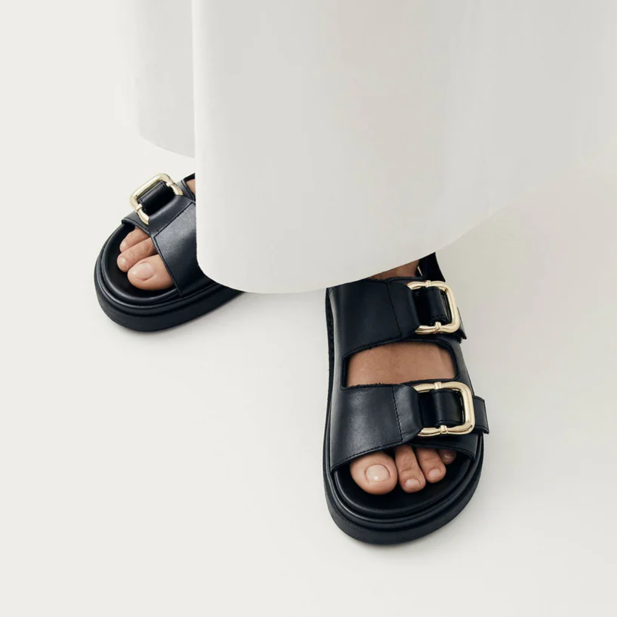 Alohas Women's Harper Leather Sandals in Black