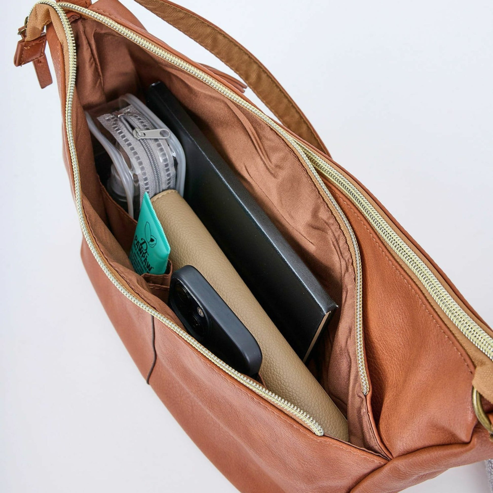 Anello Legato 3M Shoulder Bag in Camel